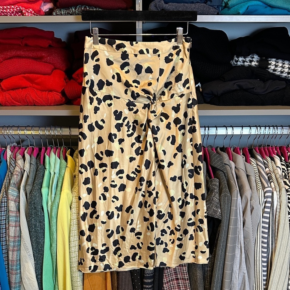 Unbranded tan/black satin leopard print front knot lined midi skirt size CS